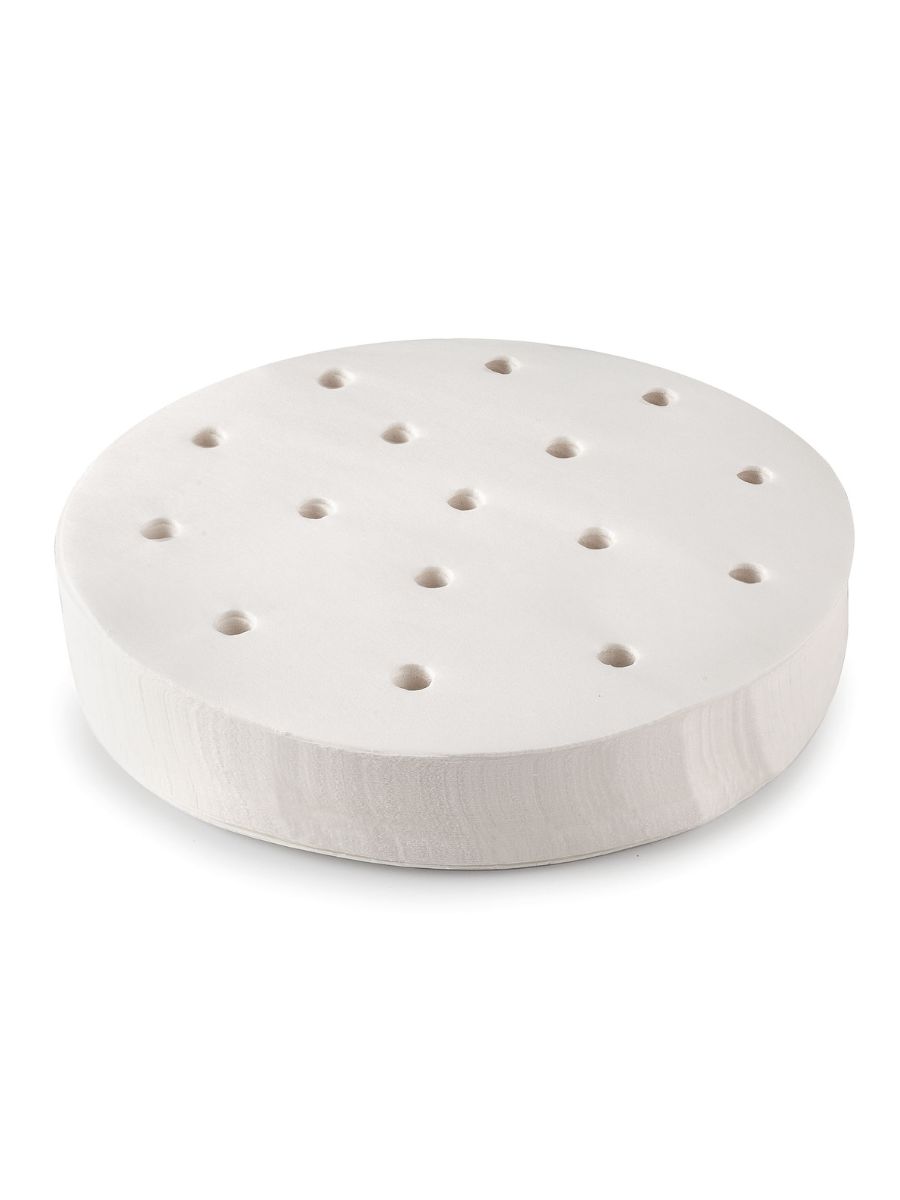Burger 13cm Non Stick paper with holes 500 sheets Per Case